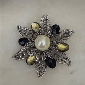 Premier Designs Pearls Night Out Brooch Rhodium Crystal Slide Pendant